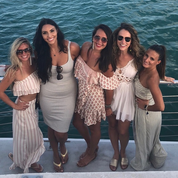 Meet your Posher, Ann - Picture 5 of 8